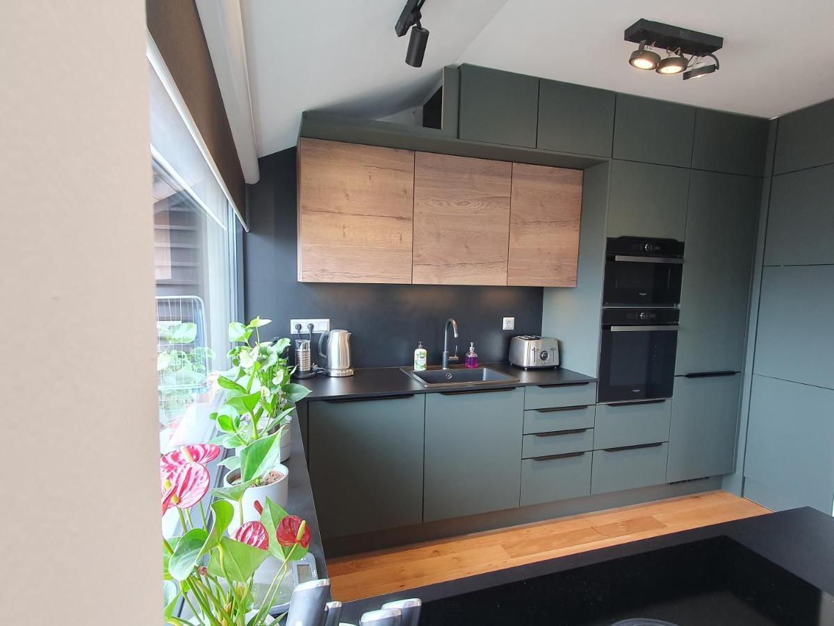 Modern Top Floor Loft With Balcony บูดาเปสต์ ภายนอก รูปภาพ