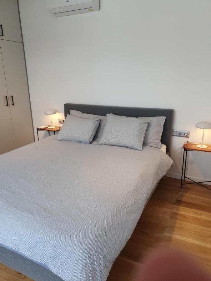 Modern Top Floor Loft With Balcony บูดาเปสต์ ภายนอก รูปภาพ